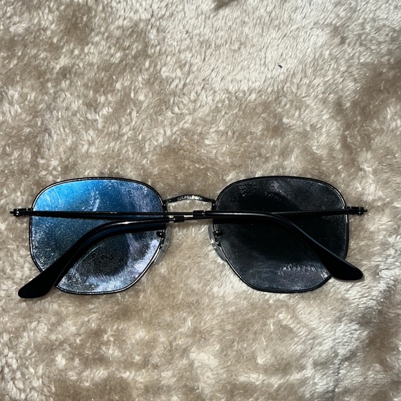 Ray Ban Sunglasses - Picture 2 of 2